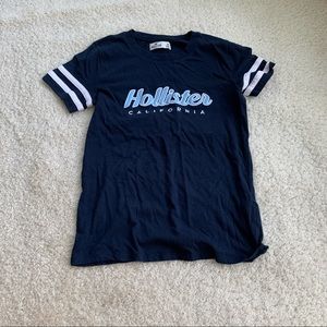 Hollister, logo tee